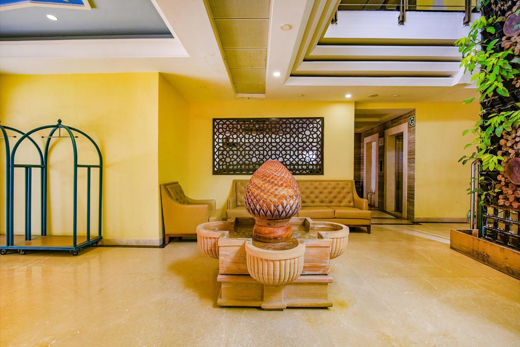 Fabhotel Phoenix Resorts - Nr M Chinnaswamy Stadium Bangalore Esterno foto