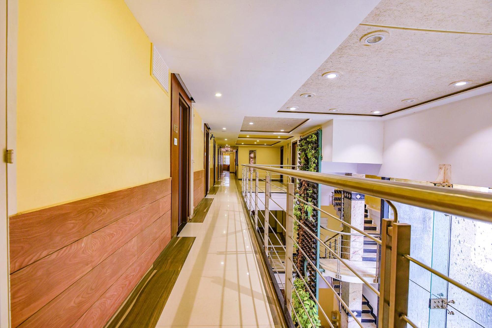 Fabhotel Phoenix Resorts - Nr M Chinnaswamy Stadium Bangalore Esterno foto