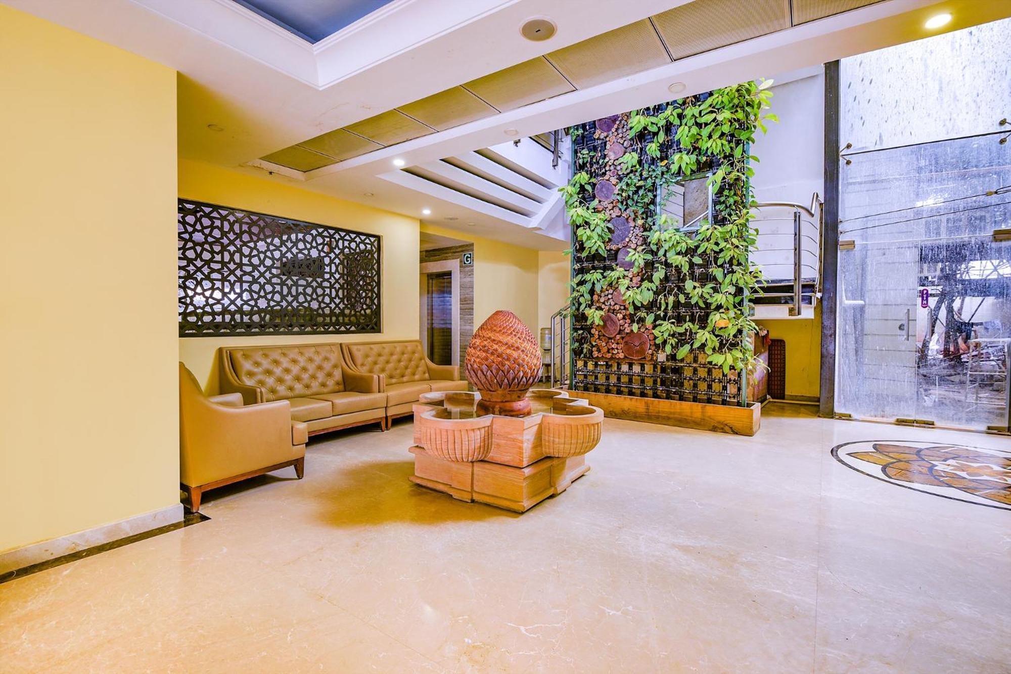 Fabhotel Phoenix Resorts - Nr M Chinnaswamy Stadium Bangalore Esterno foto